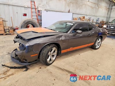 2016 DODGE CHALLENGER R 2C3CDZBT3GH129258 - główne zdjęcie licytacji z USA - miniatura