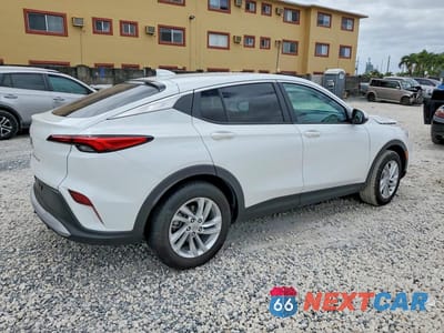 Trzecie zdjęcie samochodu z tyłu: 2025 BUICK ENVISTA PREFERRED VIN:KL47LAEP1SB200081 - miniatura