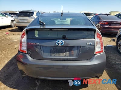 Zdjęcie 6 z 12 samochodu: 2012 TOYOTA PRIUS FOUR VIN:JTDKN3DU1C1608522 - miniatura