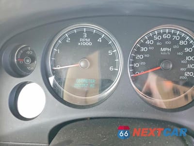 Zdjęcie 9 z 13 samochodu: 2007 CHEVROLET SUBURBAN K1500 VIN:1GNFK16377J275517 - miniatura