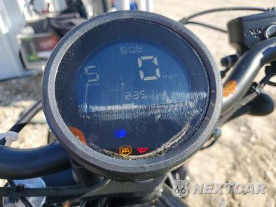 Zdjęcie 7 z 9 samochodu: 2024 HONDA CMX500 A VIN:MLHPC5643R5300402 - miniatura