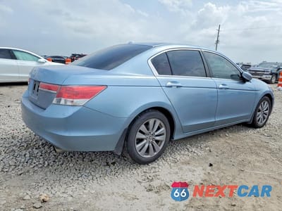 Trzecie zdjęcie samochodu z tyłu: 2011 HONDA ACCORD EXL VIN:1HGCP2F82BA112329 - miniatura