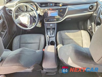 Zdjęcie 8 z 12 samochodu: 2018 TOYOTA COROLLA IM BASE VIN:JTNKARJEXJJ559857 - miniatura