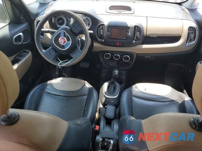 Zdjęcie 8 z 13 samochodu: 2015 FIAT 500L LOUNGE VIN:ZFBCFACH9FZ035016 - miniatura