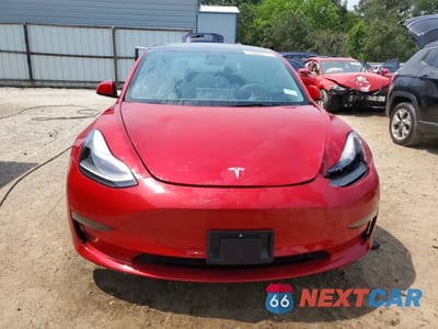 Piąte zdjęcie samochodu w środku: 2023 TESLA MODEL 3 VIN:5YJ3E1EA3PF435788 - miniatura