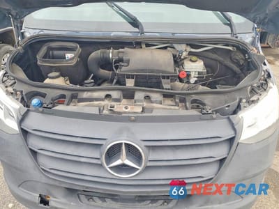 Zdjęcie 11 z 12 samochodu: 2019 MERCEDES BENZ SPRINTER 2500 DELIVERY VAN VIN:WD4PF0CD3KT003932 - miniatura