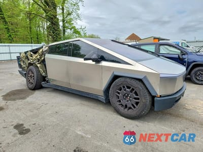 Czwarte zdjęcie samochodu z boku: 2024 TESLA CYBERTRUCK VIN:7G2CEHED7RA012292 - miniatura