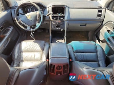 Zdjęcie 8 z 12 samochodu: 2006 HONDA PILOT EX VIN:2HKYF18506H564721 - miniatura