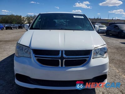 Piąte zdjęcie samochodu w środku: 2018 DODGE GRAND CARAVAN SXT VIN:2C4RDGCG5JR300881 - miniatura