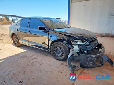 Czwarte zdjęcie samochodu z boku: 2014 VOLKSWAGEN JETTA BASE VIN:3VW2K7AJXEM332063 - miniatura