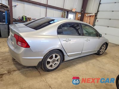 Trzecie zdjęcie samochodu z tyłu: 2007 HONDA CIVIC LX VIN:2HGFA16527H013565 - miniatura