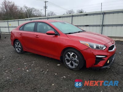 Czwarte zdjęcie samochodu z boku: 2021 KIA FORTE LXS VIN:3KPF24AD5ME399692 - miniatura