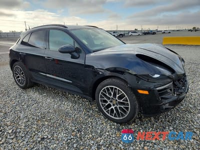 Czwarte zdjęcie samochodu z boku: 2018 PORSCHE MACAN VIN:WP1AA2A5XJLB19681 - miniatura