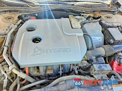 Zdjęcie 7 z 10 samochodu: 2010 FORD FUSION HYBRID VIN:3FADP0L30AR366647 - miniatura