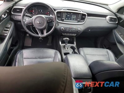 Zdjęcie 8 z 12 samochodu: 2017 KIA SORENTO EX VIN:5XYPH4A13HG260744 - miniatura