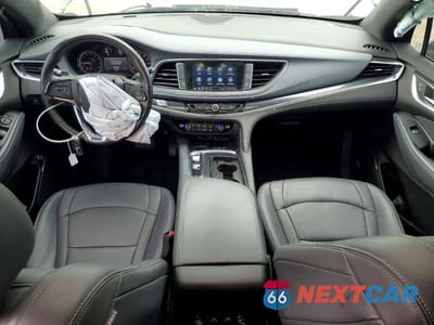 Zdjęcie 8 z 13 samochodu: 2023 BUICK ENCLAVE ESSENCE VIN:5GAERBKW6PJ224145 - miniatura