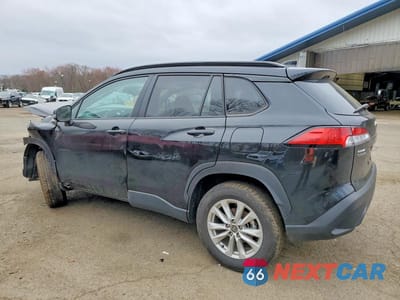 Drugie zdjęcie samochodu z przodu: 2024 TOYOTA COROLLA CROSS LE VIN:7MUCAAAG7RV096334 - miniatura