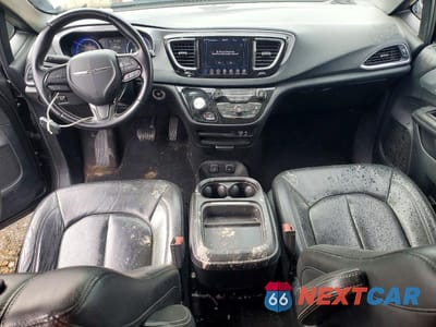 Zdjęcie 8 z 12 samochodu: 2018 CHRYSLER PACIFICA TOURING L VIN:2C4RC1BG3JR322315 - miniatura