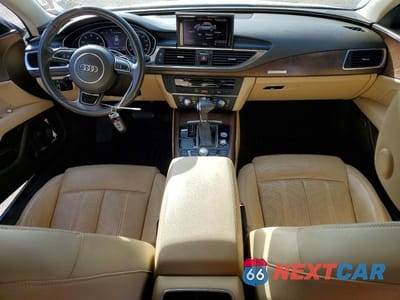 Zdjęcie 8 z 12 samochodu: 2012 AUDI A7 PRESTIGE VIN:WAU2GAFC3CN106443 - miniatura