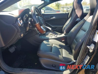 Zdjęcie 7 z 12 samochodu: 2015 MERCEDES-BENZ CLA 250 VIN:WDDSJ4EB2FN177996 - miniatura