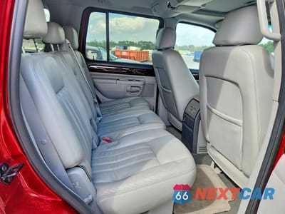 Zdjęcie 11 z 13 samochodu: 2004 LINCOLN TOWNHOUSE AVIATOR VIN:5LMEU68H64ZJ34819 - miniatura