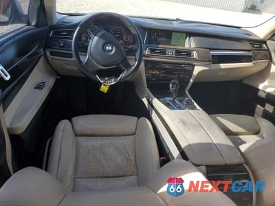 Zdjęcie 8 z 12 samochodu: 2013 BMW 740 LI VIN:WBAYE4C5XDDW22992 - miniatura