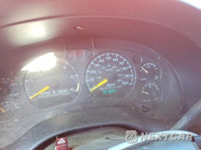 Zdjęcie 9 z 13 samochodu: 1999 CHEVROLET BLAZER VIN:1GNDT13W2X2233172 - miniatura