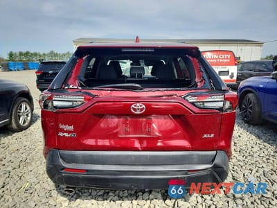 Zdjęcie 6 z 12 samochodu: 2021 TOYOTA RAV4 XLE VIN:2T3W1RFV9MW181163 - miniatura