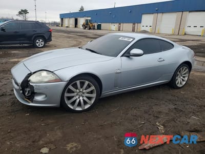 2007 JAGUAR XK SAJDA43B875B00433 - główne zdjęcie licytacji z USA - miniatura