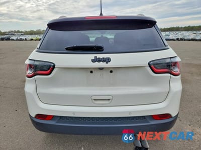 Zdjęcie 6 z 13 samochodu: 2019 JEEP COMPASS LIMITED VIN:3C4NJDCB8KT761503 - miniatura