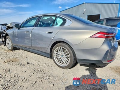 Drugie zdjęcie samochodu z przodu: 2024 BMW 530 XI VIN:WBA53FJ00RCS45551 - miniatura