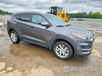 Czwarte zdjęcie samochodu z boku: 2020 HYUNDAI TUCSON VALUE VIN:KM8J33A42LU234051 - miniatura
