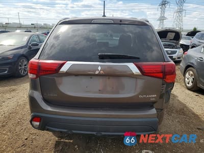 Zdjęcie 6 z 12 samochodu: 2016 MITSUBISHI OUTLANDER SE VIN:JA4AD3A31GZ015903 - miniatura