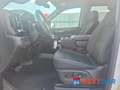 Zdjęcie 7 z 11 samochodu: 2026 CHEVROLET SILVERADO K1500 LT VIN:1GCUKDED4TZ176242 - miniatura