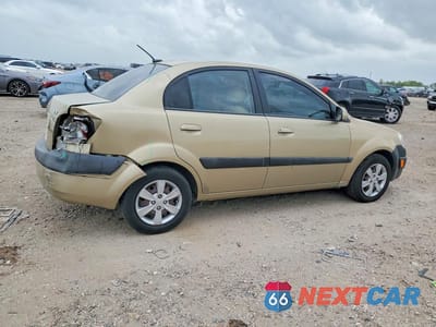 Trzecie zdjęcie samochodu z tyłu: 2009 KIA RIO VIN:KNADE223696451138 - miniatura