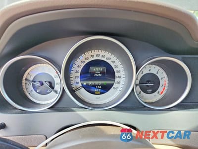 Zdjęcie 9 z 12 samochodu: 2013 MERCEDES-BENZ C 300 4MATIC VIN:WDDGF8AB9DR282304 - miniatura