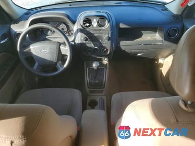 Zdjęcie 8 z 13 samochodu: 2009 JEEP PATRIOT SPORT VIN:1J4FT28B09D178168 - miniatura