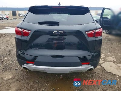 Zdjęcie 6 z 12 samochodu: 2021 CHEVROLET BLAZER 2LT VIN:3GNKBCRS3MS537721 - miniatura