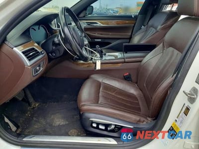 Zdjęcie 7 z 12 samochodu: 2017 BMW 740 XI VIN:WBA7E4C52HGU99527 - miniatura