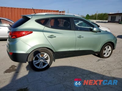 Trzecie zdjęcie samochodu z tyłu: 2011 HYUNDAI TUCSON GLS VIN:KM8JU3AC2BU291014 - miniatura