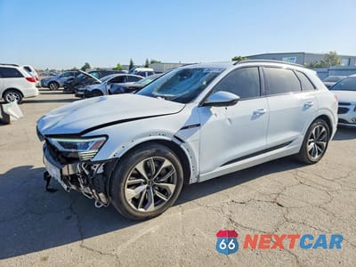 2021 AUDI E-TRON PREMIUM PLUS WA1LAAGE7MB038010 - główne zdjęcie licytacji z USA - miniatura