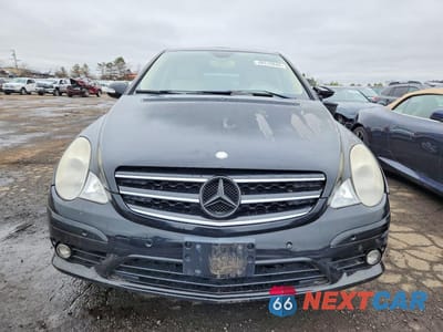 Piąte zdjęcie samochodu w środku: 2009 MERCEDES-BENZ R 350 4MATIC VIN:4JGCB65E49A095020 - miniatura