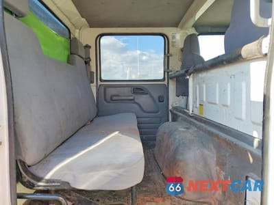 Zdjęcie 10 z 12 samochodu: 2021 ISUZU NRR VIN:JALE5J164M7303438 - miniatura