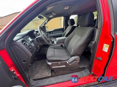 Piąte zdjęcie samochodu w środku: 2014 FORD F150 SUPER CAB VIN:1FTEX1EM7EFC80815 - miniatura