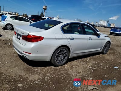 Trzecie zdjęcie samochodu z tyłu: 2018 BMW 540 XI VIN:WBAJE7C57JWA03952 - miniatura