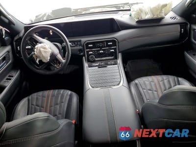Zdjęcie 8 z 12 samochodu: 2025 NISSAN ARMADA PRO-4X VIN:JN8AY3DE9S9401523 - miniatura