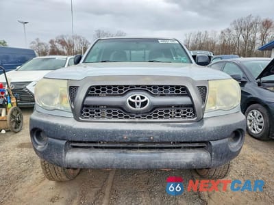 Piąte zdjęcie samochodu w środku: 2011 TOYOTA TACOMA V6 VIN:5TFUU4EN0BX002116 - miniatura