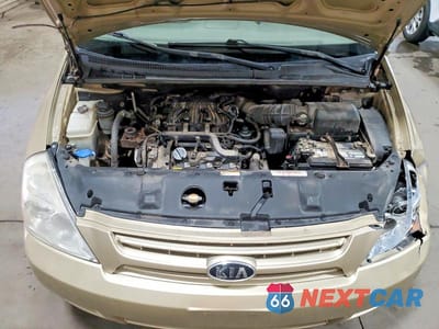 Zdjęcie 12 z 13 samochodu: 2010 KIA SEDONA BASE VIN:KNDMG4C32A6361609 - miniatura