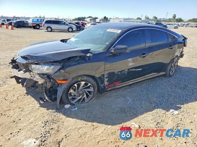 2018 HONDA CIVIC EX 2HGFC2F77JH573641 - główne zdjęcie licytacji z USA - miniatura