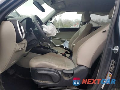Zdjęcie 7 z 13 samochodu: 2020 KIA SOUL VIN:KNDJ23AU2L7034230 - miniatura